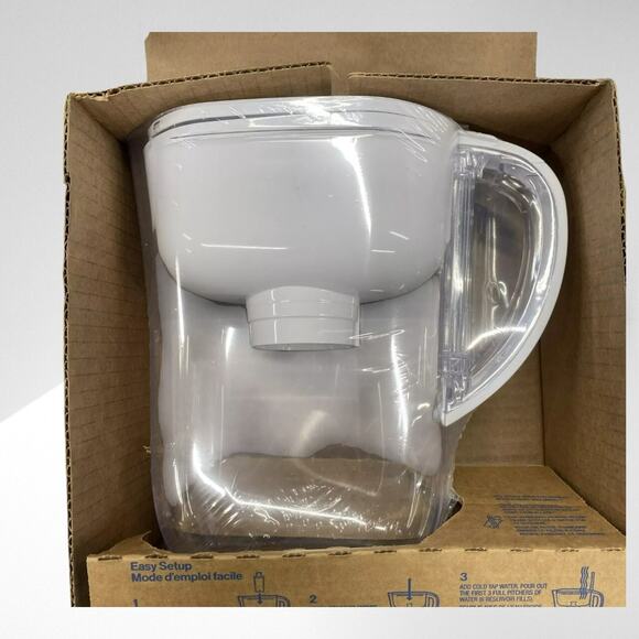 Brita Metro Water Filter Pitcher 6 Cup Capacity BPA-Free Includes 1 Brita Filter - Picture 1 of 8
